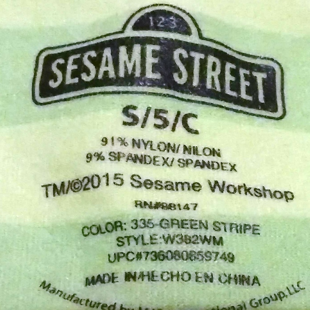 🆕NWT Sesame Street Oscar the Grouch Size SMALL - Picture 6 of 6